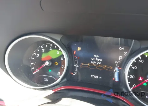 2020 Jeep Compass Trailhawk 4X4 из США, поврежденный, VIN 3C4NJDDB1LT248688